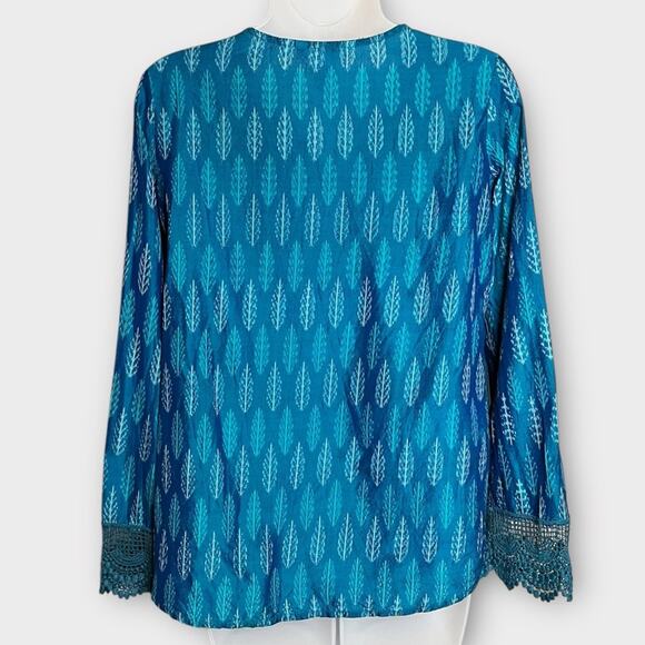 SUNDANCE Teal Embroidered Cotton Silk Blouse Size XS Long Sleeve Crochet Trim - Picture 4 of 7
